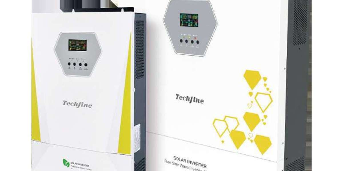 How a Hybrid Solar Inverter Manages Power
